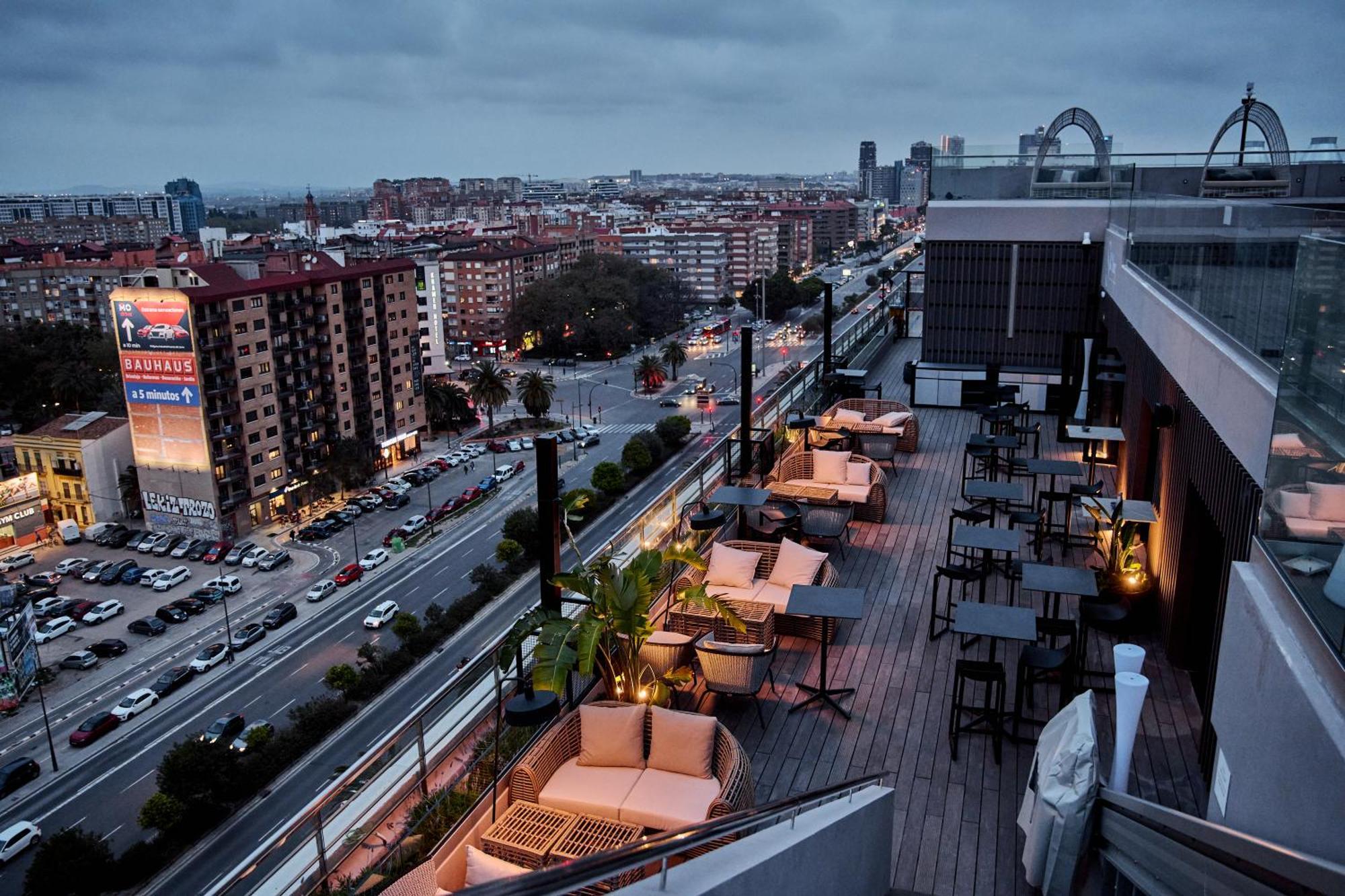 Novotel Valencia Lavant Valência Exterior foto